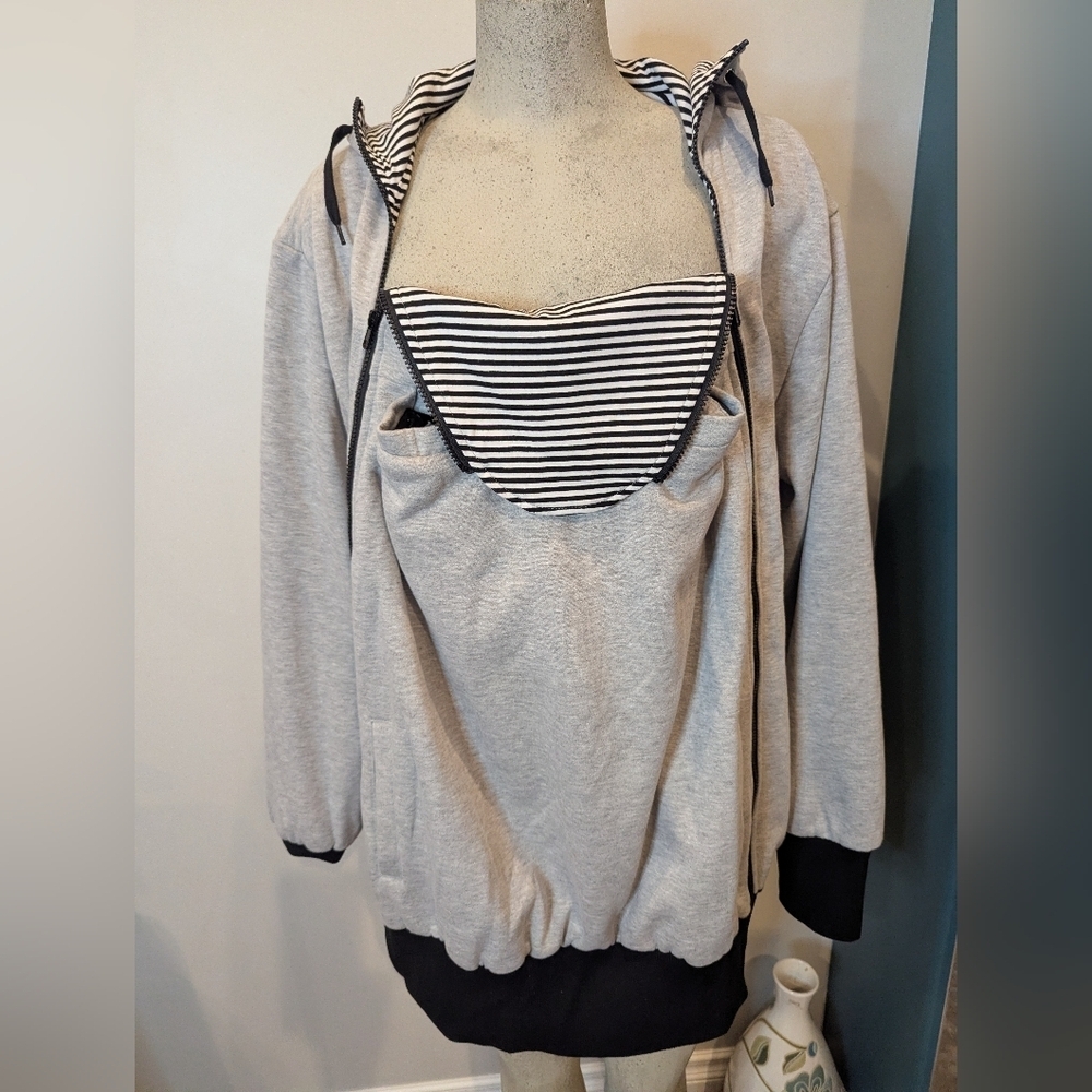 Babywearing Hoodie, Maternity Coat gray with Black & white Stripes XXXL